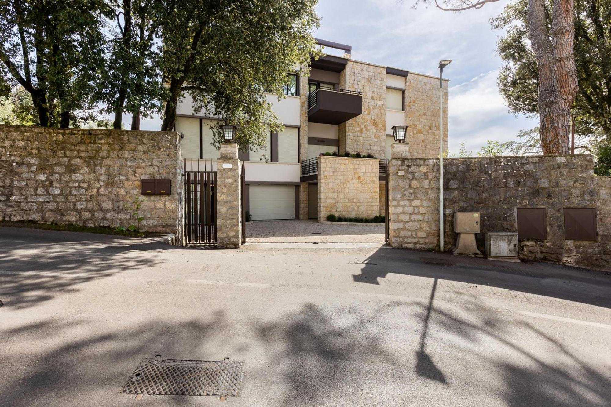 Exclusive Perugia Getaway - Apartments With Shared Pool & Parking Dış mekan fotoğraf